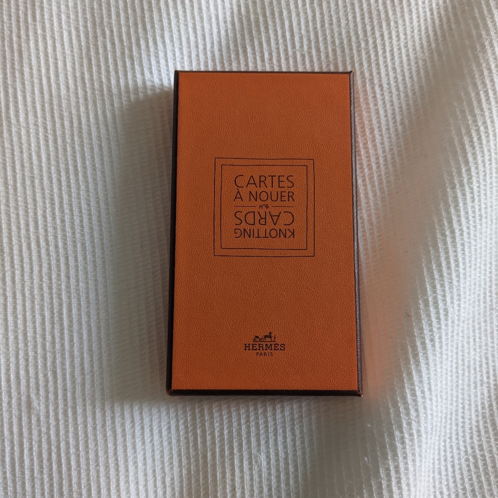 Hermes knotting cards